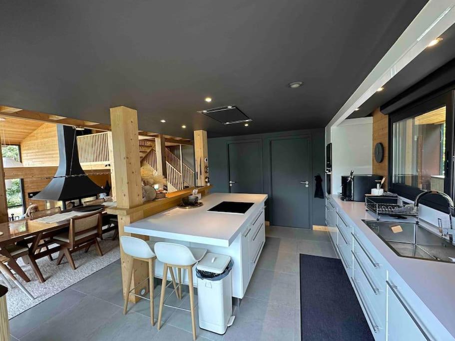 Chalet D'Architecte Avec Vue Panoramique 拉富 外观 照片